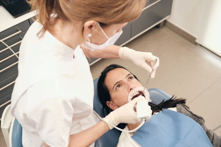 female dentist scanning teeth of woman 2022 03 04 05 56 15 utc 2 3